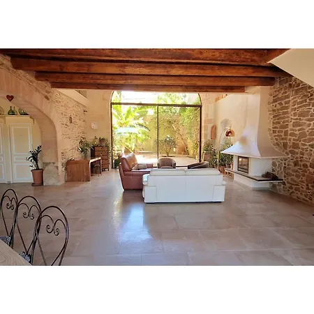 L'intemporelle Saint Dionizy